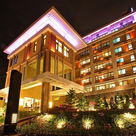 Norway Forest Tamsui Motel Exterior photo