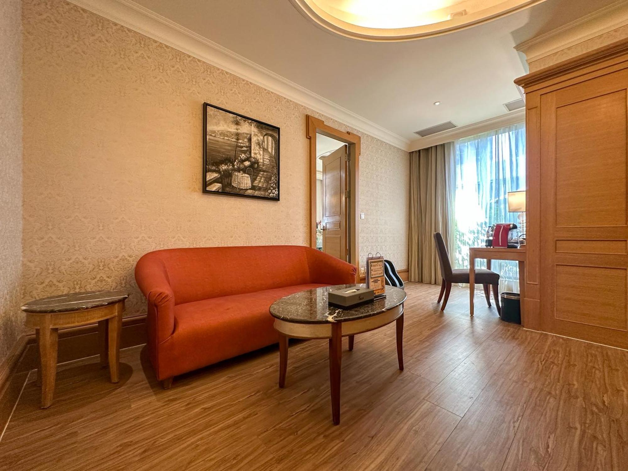 Norway Forest Tamsui Motel Exterior photo